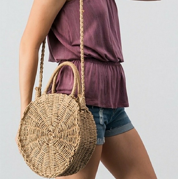 LAST ONE⬇️Round Straw Bali Handmade Bag - Picture 5 of 8